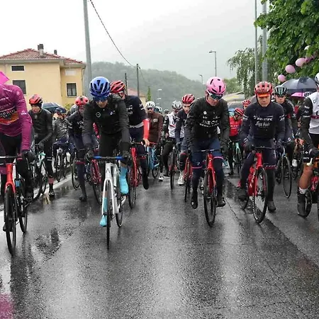 Asd -sport E Giovani Penzion *